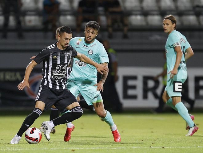 包含塞浦路斯队士气高涨，准备迎接斯洛文尼亚队的考验！的词条